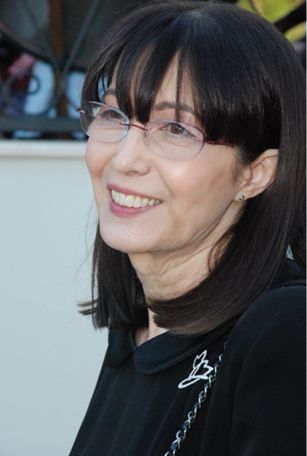 Dr. Ina Simici Cosoroaba